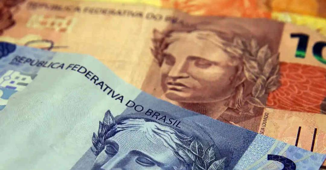 Selic a 13,25%: veja quanto rendem R$ 1.000 na poupança, no CDB e no Tesouro Direto