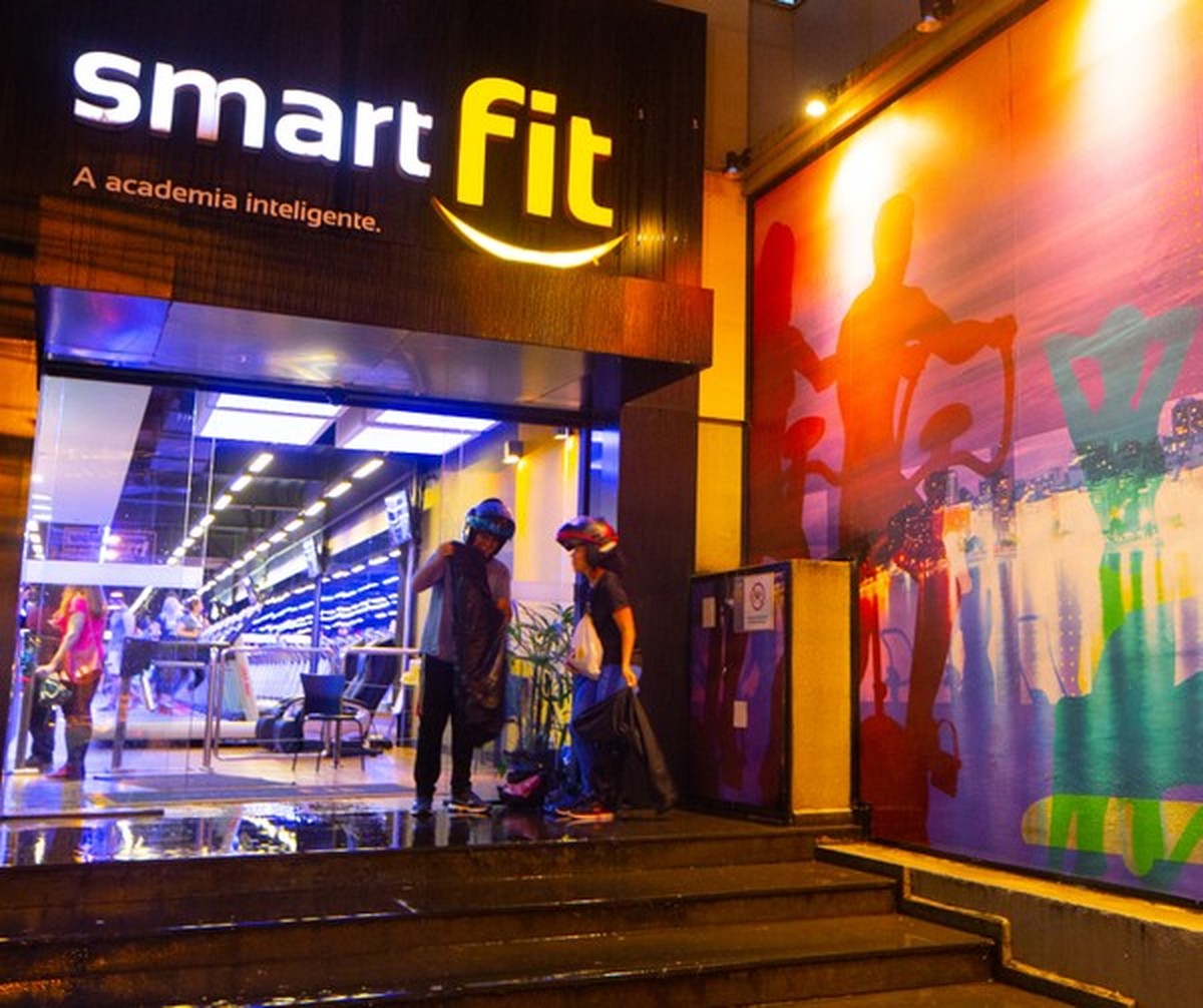Pátria reduz peso na Smart Fit além do esperado e derruba ações